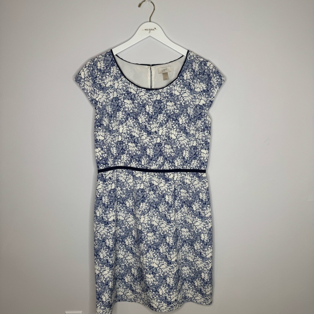 LOFT Floral Blue and White Dress | Size 10 - Picture 2 of 8